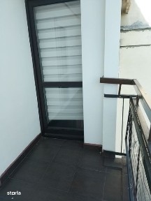 Inchiriez apartament 2 camere decomandat - centru