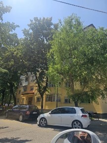 Vând apartament Targu Frumos