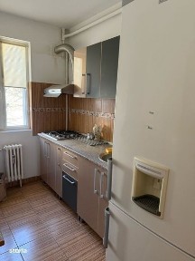 Vand apartament 2 camere ultracentral et 1 Piata Unirii