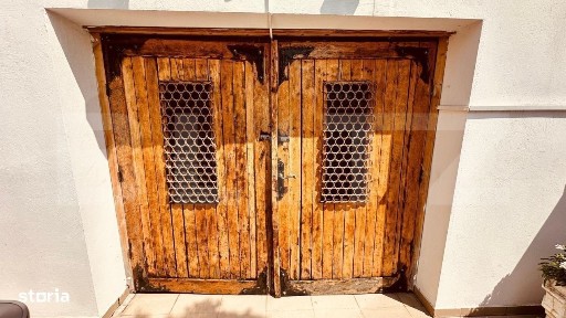 Resedinta Boiereasca pe N Gane, renovata exterior, ultracentrala