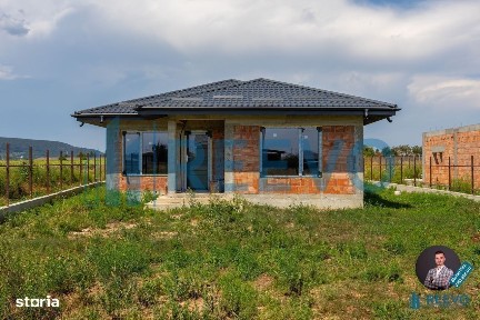 Casă/Vilă nouă de vânzare în Lilieci, Bacău
