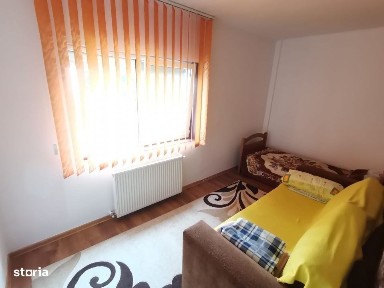 Apartament 4 camere 120 mp utili + boxa 12 mp Calea Romanului - Bloc N