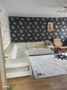 Inchiriez apartament cu 4 camere mobilat si utilat modern.