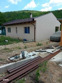 Casa de vanzare 68 500€ Ciclova Romana-Caras-Severin