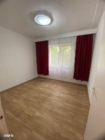 Garsoniera 24mp RENOVATA la etajul 3, Narcisa