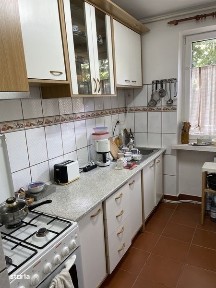 Apartament 4 camere, Sasar