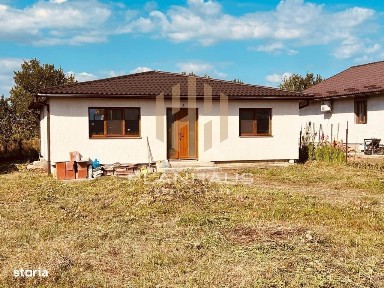 Casă in Mocira pe parter,semifinisata, 493 mp teren