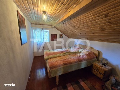 Casa de vanzare 3 camere 107 mp construiti 900 mp teren in Tocile