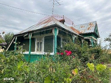 Casa si teren intravilan 4.779 mp Girov, Neamț