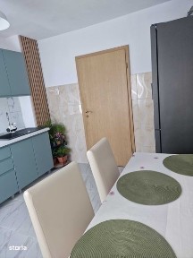 Proprietar vand apartament cu 4 camere decomandate et. 1 zona Lipovei