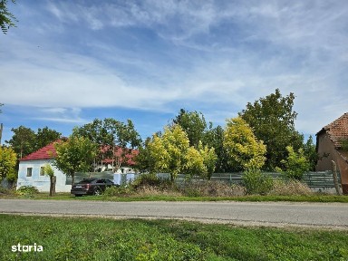 Ivanda- casa si teren 3600 mp-