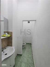 De vanzare spatiu comercial zona Centru