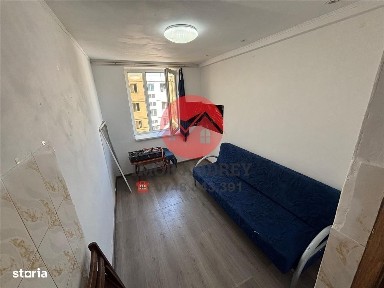 Garsoniera renovata cu îmbunatatiri, cartier Vest.