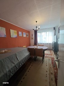 Apartament 4 camere, 2 bai, 70 mp - zona verde si linistita