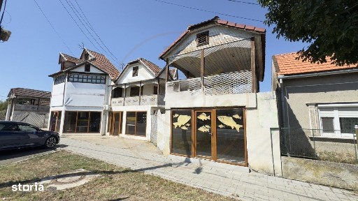 Spatiu de Inchiriat 184 mp, curte 280 mp, B-dul 25 Oct - Carei