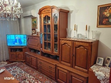 4 camere ultracentral, 2 bai 2 balcoane et.5 din 7 lift loc parcare