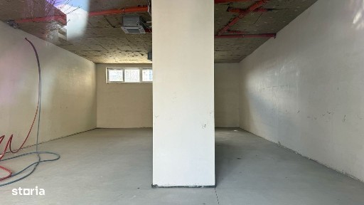 Spațiu comercial situat la parter de bloc Onestilor, 150 mp si 300 mp