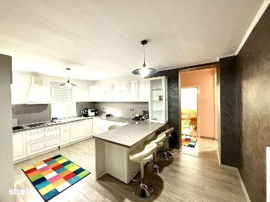 Apartament 3 camere, 77 mp utili, garaj 20 mp, Ultracentral Primărie