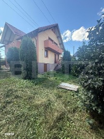 Casa cu etaj, 160 mp utili, 650 mp teren, Salcea