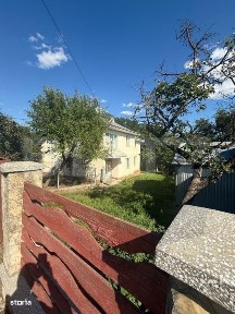 Casa cu etaj, 160 mp utili, 1352 mp teren, zona Burdujeni