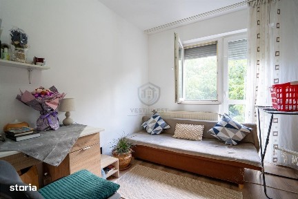 Apartament Cu 2 Camere, Nufarul, Etaj Intermediar