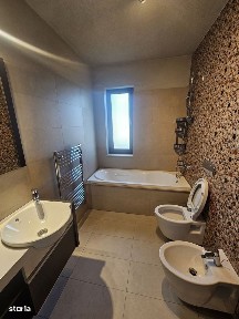 Central, Pitesti, Arges