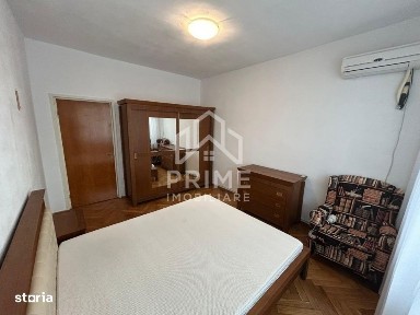 DE VANZARE - Apartament cu 3 camere, decomandat - 85 mp - CUGIR