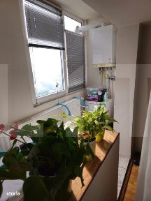 Apartament de vanzare, cu 3 camere decomandat, 76 mp, zona complexul s