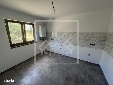 Casa de inchiriat - spatiu birouri\/comercial - 6 camere - 240 mpu