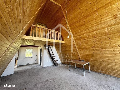 Casa de vacanta cu 3 camere, 690mp teren extravilan, localitatea Daia