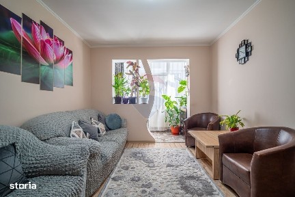 Apartament luminos, 2 camere, renovat, Parter - Breaza