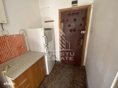 Garsonieră zona Aradului-Torontalului