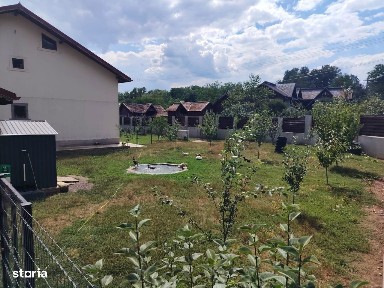 Casa la tara langa Valenii de Munte