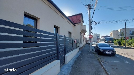 0 COMISION Casa 140 mp, teren 504 mp, locuri de parcare, Campia Turzii