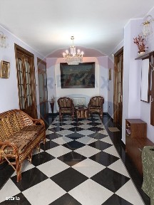 Strada Zanelor, Piata Centrala, Galati