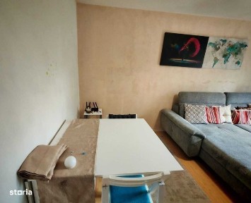 2 camere, decomandat, 7 /10