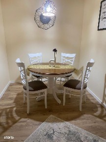 Vând apartament 2 camere Scornicesti Olt