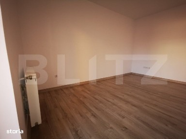 Apartament semidecomandat, de vanzare, cu 1 camera, 39 mp, zona Floril