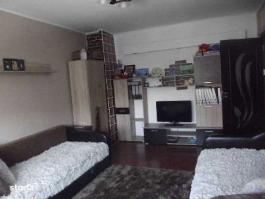 Apartament 3 camere de inchiriat