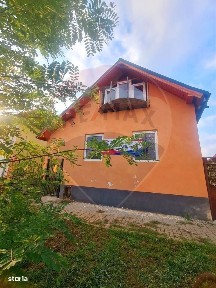 Casă de vânzare în Dumbrăveni, str. Horea