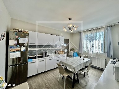 Casa individuala in Sibiu, 375 mp teren, 260 mpu, 8 camere, zona buna