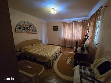 Zona Centrala - Casa 3 camere- Teren-383 mp