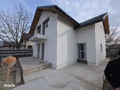 Ocazie in Caciulati! Casa idividuala noua la 15 minute de capitala!
