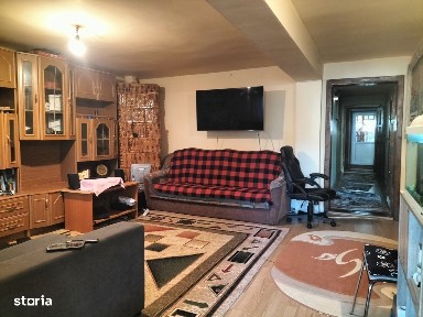 Casă la țară cu livadă, grădină și aer curat - Vultureşti, Argeș