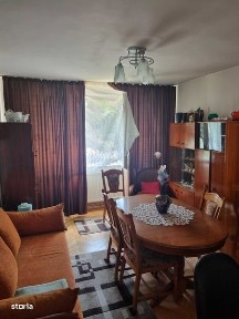 Dau in chirie apartament cu 2 camere, zona centrala.