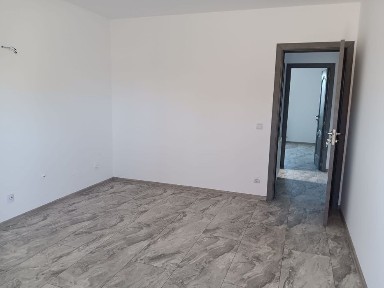 Casa de vanzare in Tulucesti (cartierul nou)