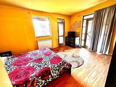 Casa la etaj, cu iesire la malul dunarii!