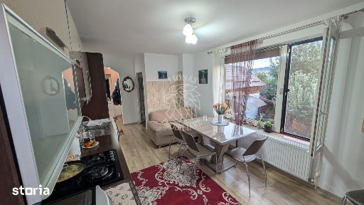 Casa 100 mp-teren 500 mp-panouri solare-anexa-foisor-Livezile