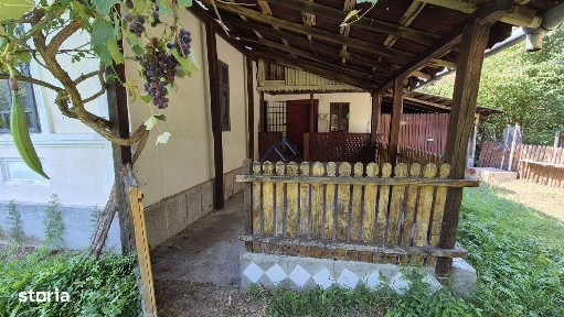 Vânzare casă P + teren 4.717 mp - Com. Călinești, sat Râncăciov - Comi