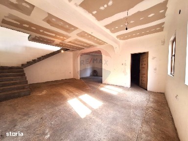Casă / Vilă de vânzare la gri - Bajani jud.Buzau